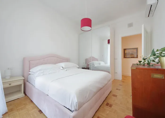 Apartment Ych - Luce Ed Eleganza A Corso Italia