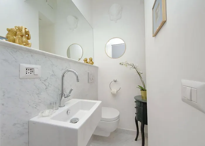 Ych - Luce Ed Eleganza A Corso Italia Rom