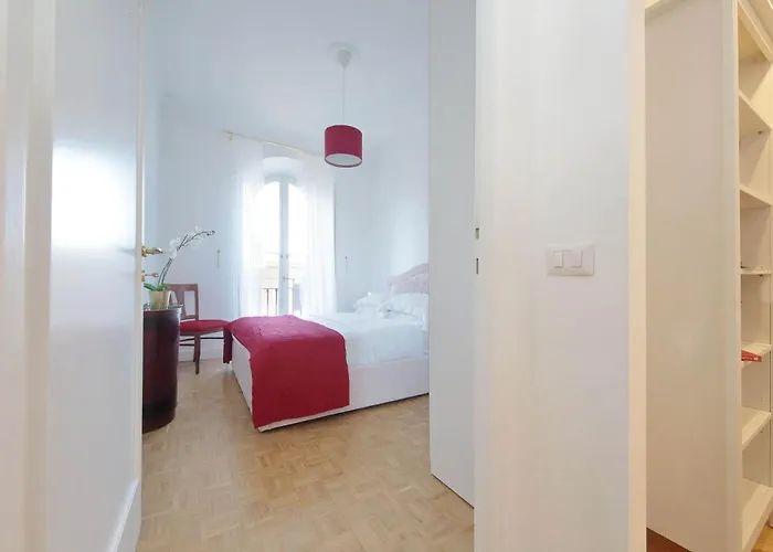 Apartment Ych - Luce Ed Eleganza A Corso Italia Rom